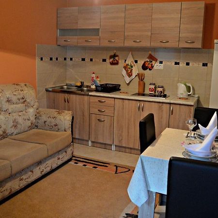 Apartments Bucin コトル エクステリア 写真