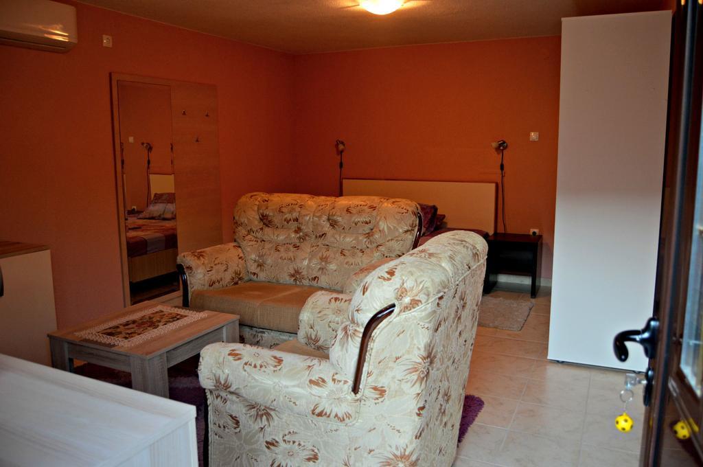 Apartments Bucin コトル エクステリア 写真
